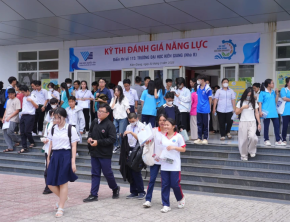 tuyen-sinh-danh-gia-nang-luc-luyen-thi-dai-hoc-tnptth-cho-2k82k9